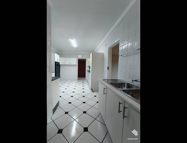 3 BEDROOM HOUSE TO LET IN VAALPARK